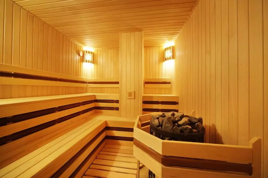 هتل تولیپ این رزا خوتور روچی